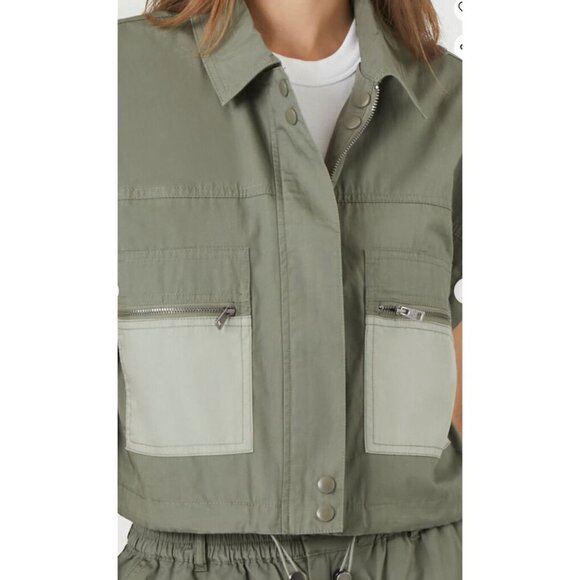 Forever 21 women's Poplin Color block Utility Cropped Vest size S - Picture 4 of 12